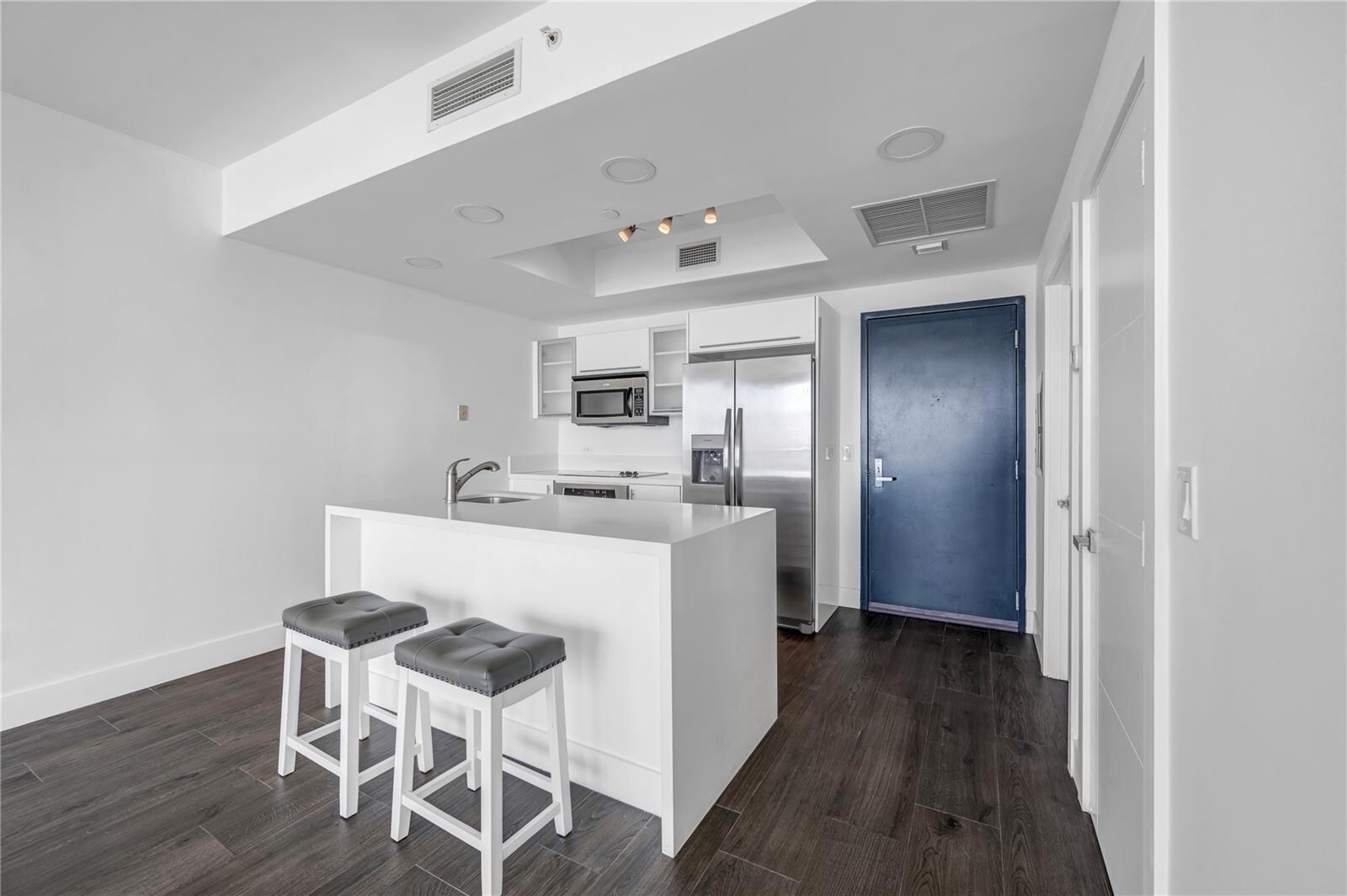 Building Photo - 888 Biscayne Blvd