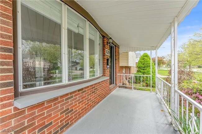 Building Photo - 14208 Sheldon Blvd