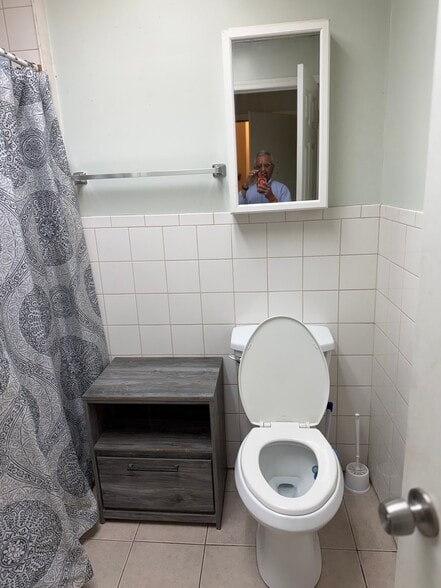 Building Photo - 1635 Centre Ave