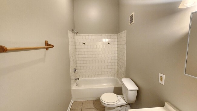 Building Photo - 1918 McCulloh St