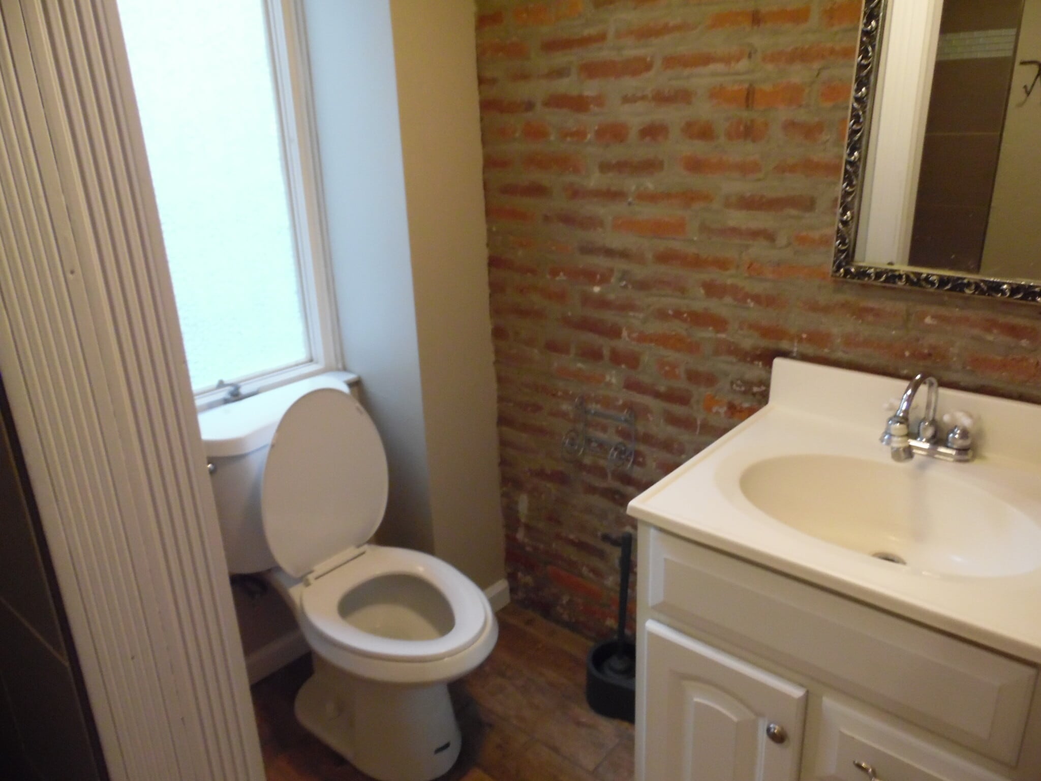 Building Photo - 105 S 18th St