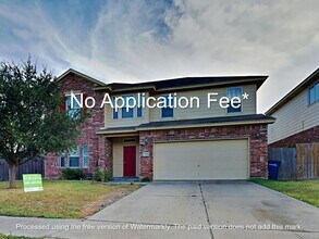 Building Photo - No Applications Fees* $500 off first month...