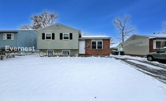 Primary Photo - 3415 Bremen St