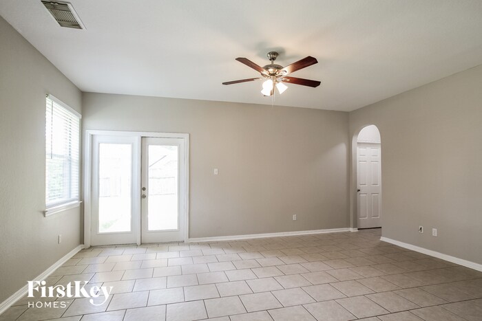 Building Photo - 13203 Redhead Ct