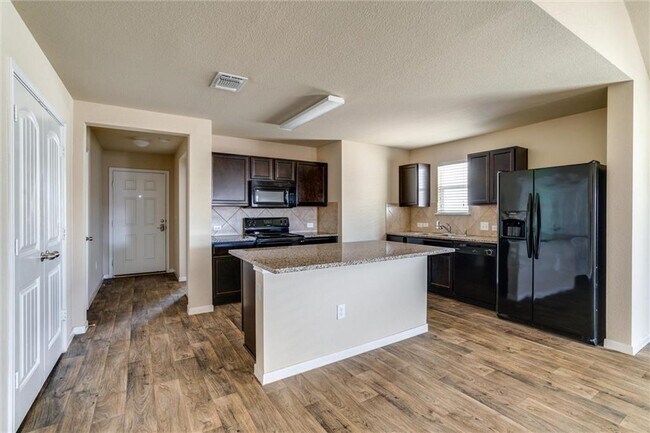 Building Photo - 11704 Andesite Rd