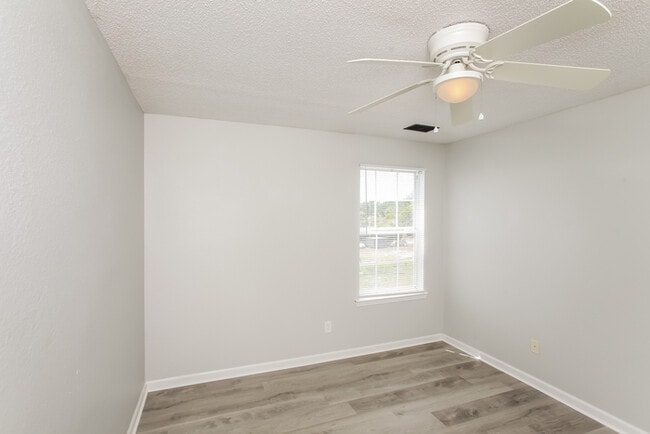 Building Photo - Adorable 3 Bedroom Home in Lexington, SC