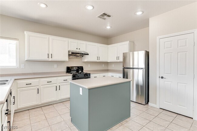Building Photo - 6035 Eganridge Ct