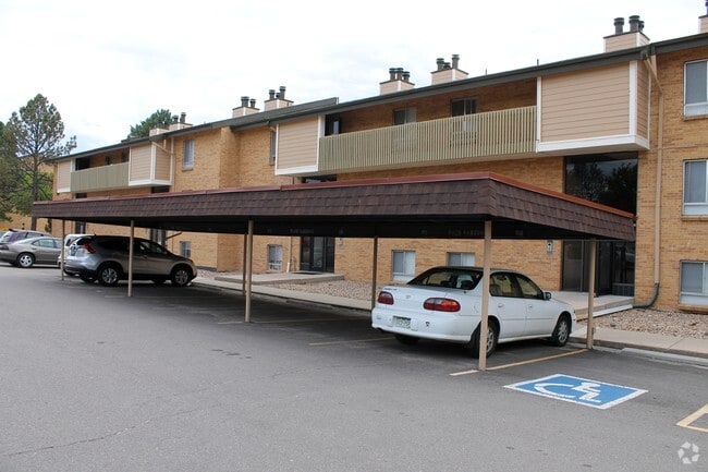 Carport - 3300 Tamarac Apartments