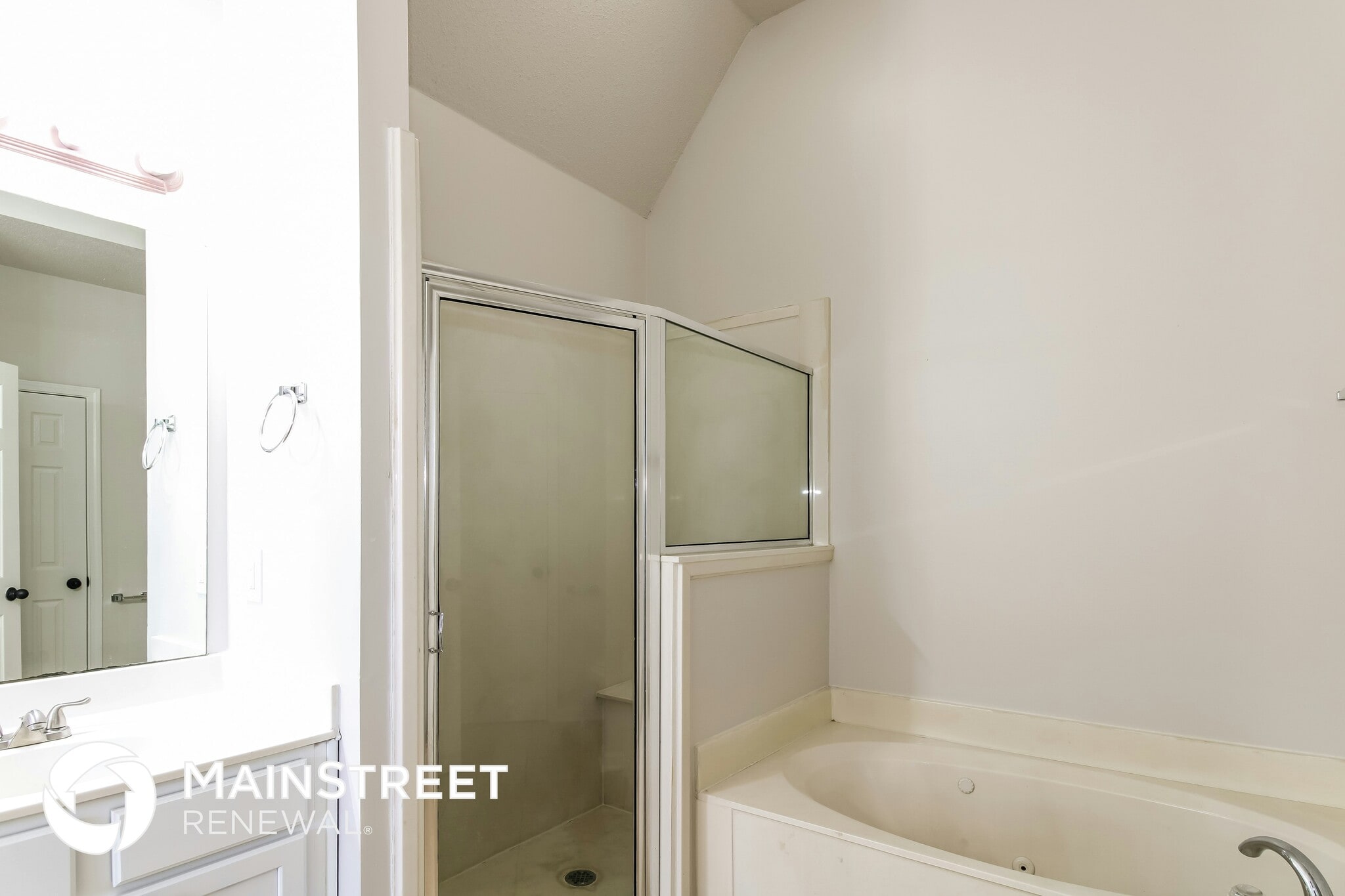 Building Photo - 1775 Englehart St