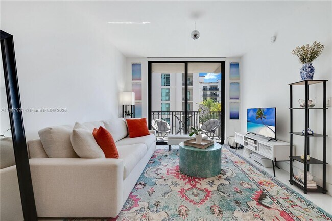 Building Photo - 301 Altara Ave