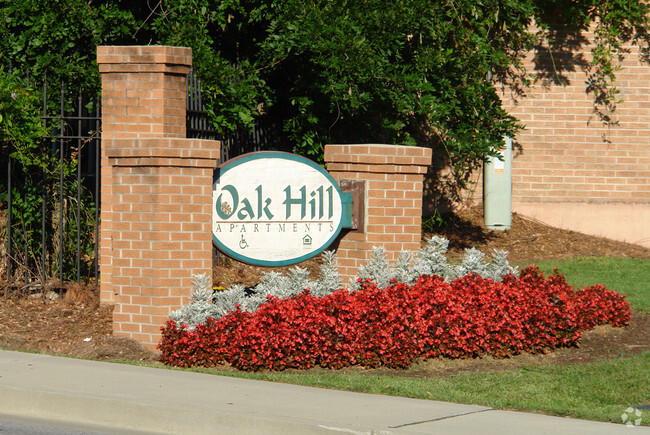 Building Photo - Oak Hill Apartments