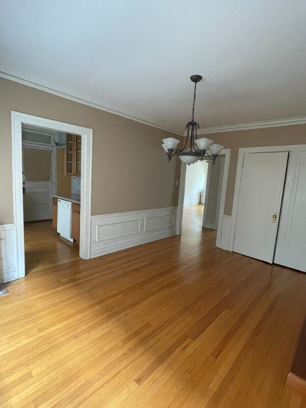 Building Photo - 403 S East Ave