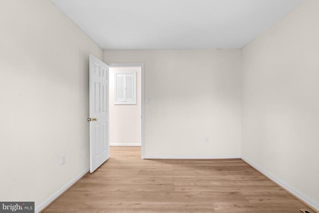 Building Photo - 13920 Baton Rouge Ct