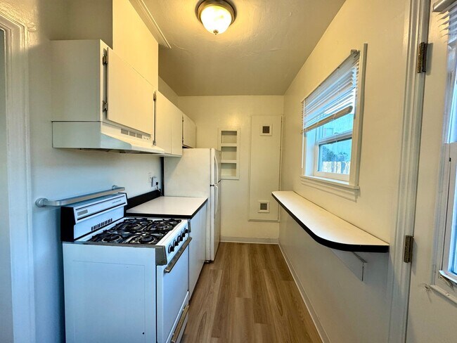 Building Photo - AVAILABLE NOW! CHARMING 1BD/1BA NORTH PARK BUNGALOW! $1,975/MO!