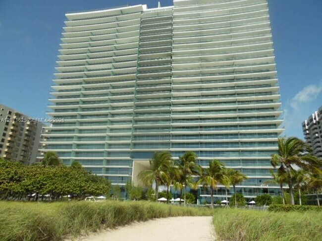 Building Photo - 10201 Collins Ave