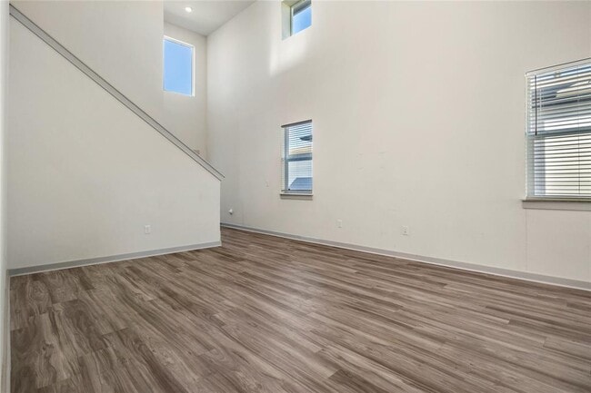 Building Photo - 8006 Linda Michelle Ln