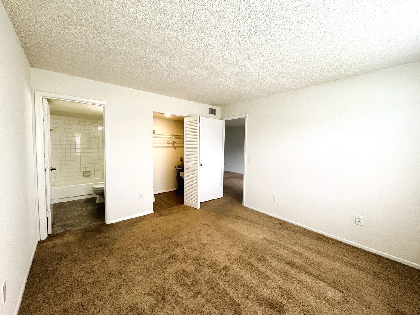Building Photo - 25100 Sandhill Blvd