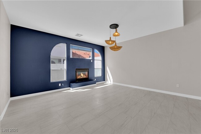 Building Photo - 8739 Villa Jeremiah Ln