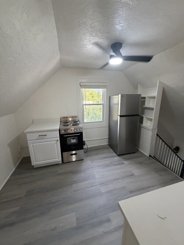 Building Photo - 4345 W 48th St