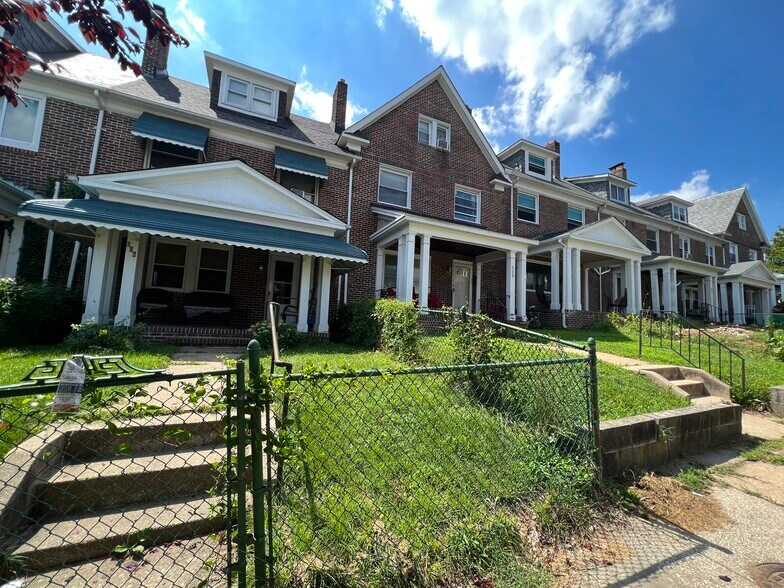 Building Photo - 606 N Woodington Rd