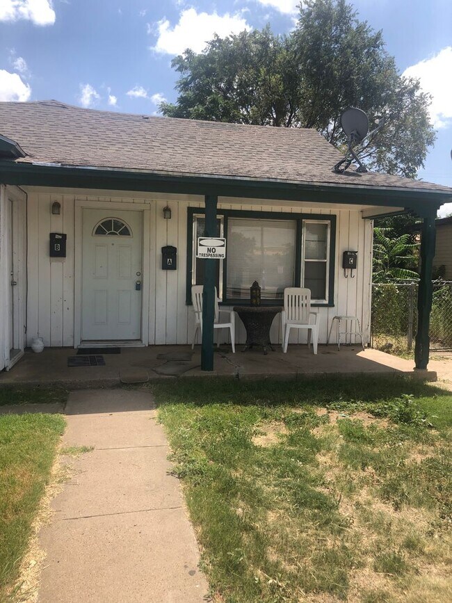 Primary Photo - 919 S Bryan St