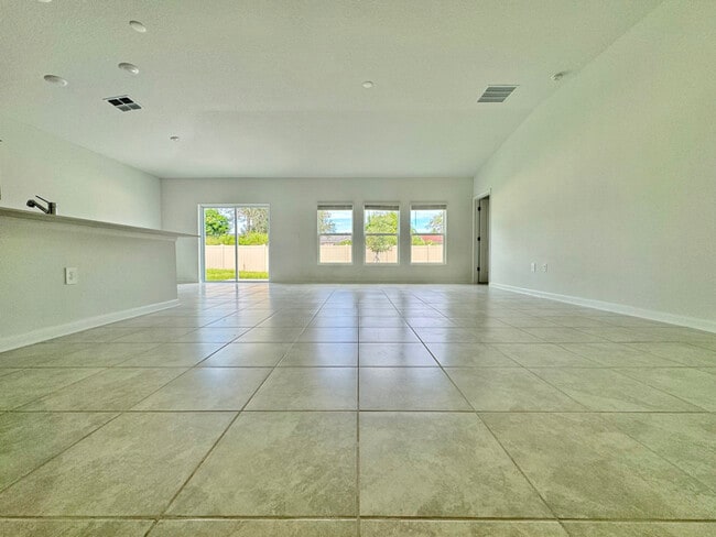 Building Photo - 1169 Deepwater Cir