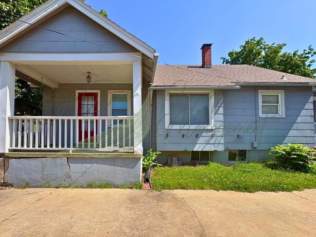 Building Photo - BEAUTIFUL HOME IN INDEPENDENCE!!