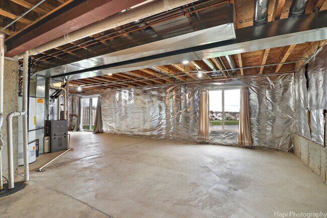 Building Photo - 176 S Cornerstone Dr