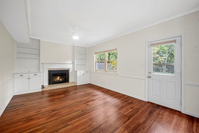 Building Photo - 791 Foxwick Dr