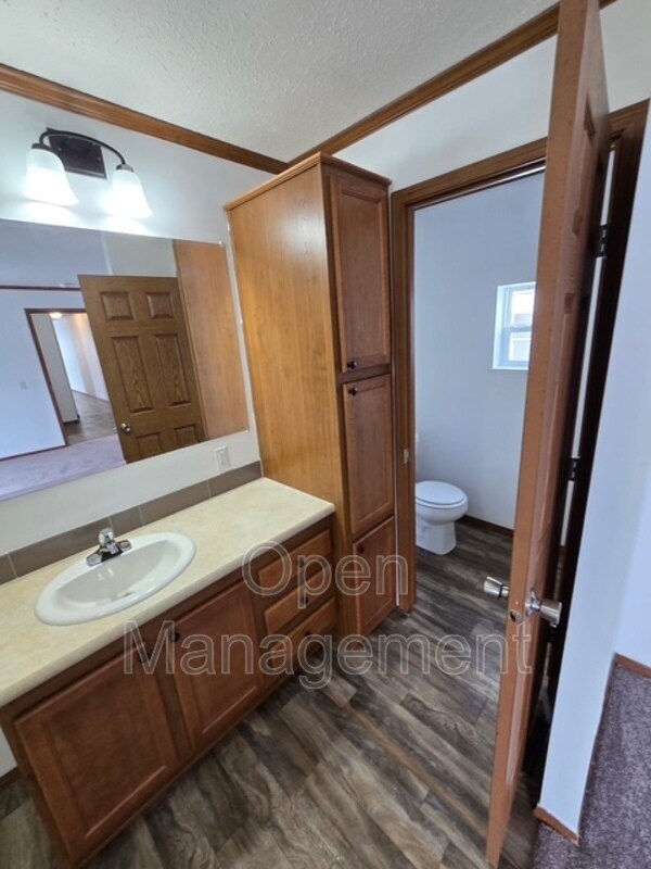 Building Photo - 1901 First St