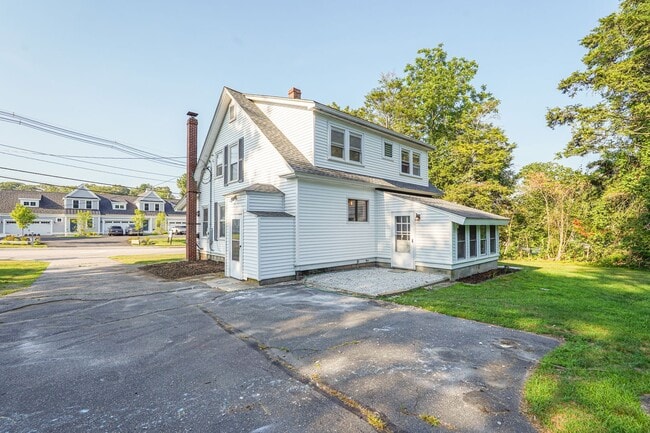 Building Photo - 4BR Home in Hopkinton MA | Rent or Rent-to-Own Option