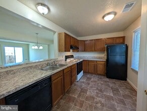 Building Photo - 105 Equestrian Dr