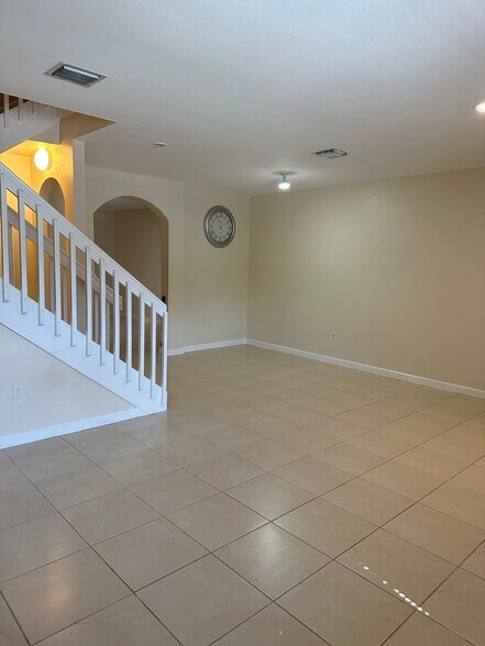 Building Photo - 9336 W 33rd Ave