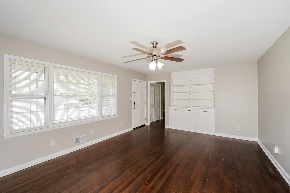Building Photo - 9813 Redcliff Rd