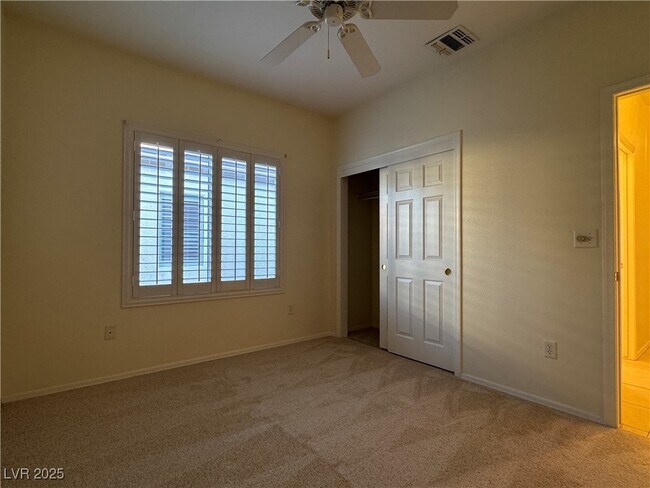 Building Photo - 3025 Seaford Peak Dr