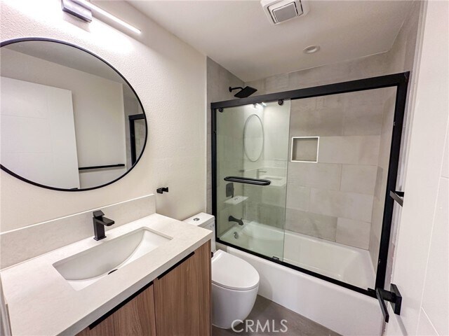 Building Photo - 1644 5th Ave