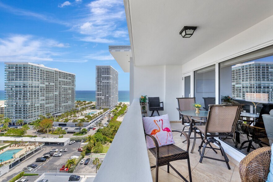 Building Photo - 2100 S Ocean Dr