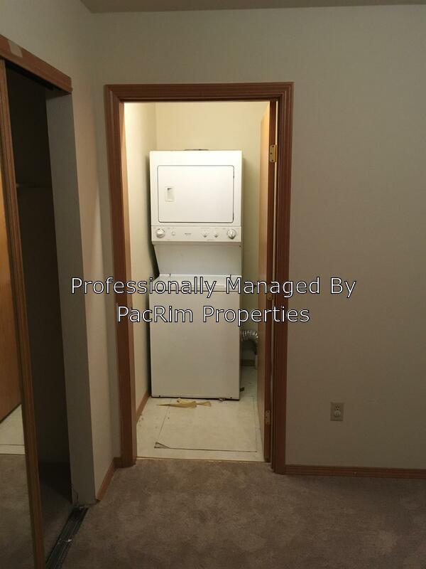 Building Photo - 1019 E 12th Ave