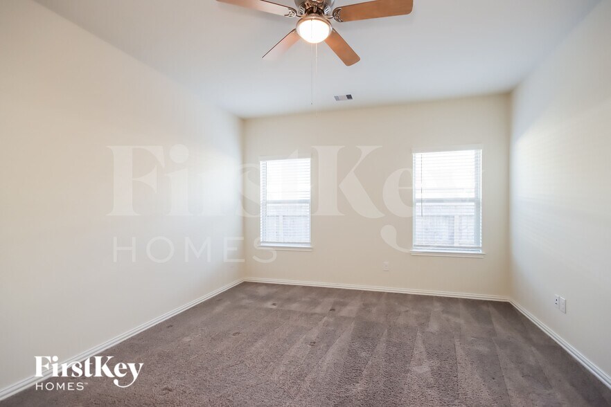 Building Photo - 12543 Highgrove Springs Dr