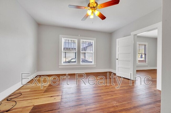 Building Photo - 2513 Ave J