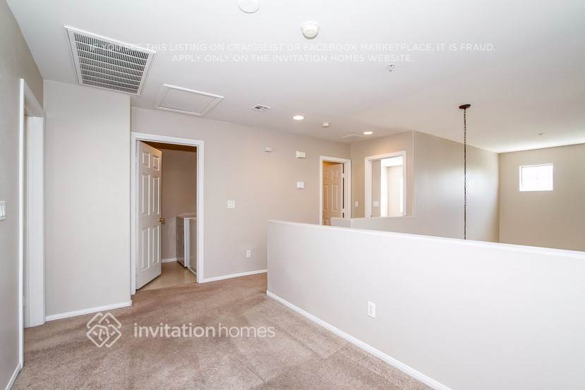 Building Photo - 727 Piercey Ct