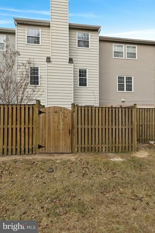 Building Photo - 4241 Stockbridge Dr