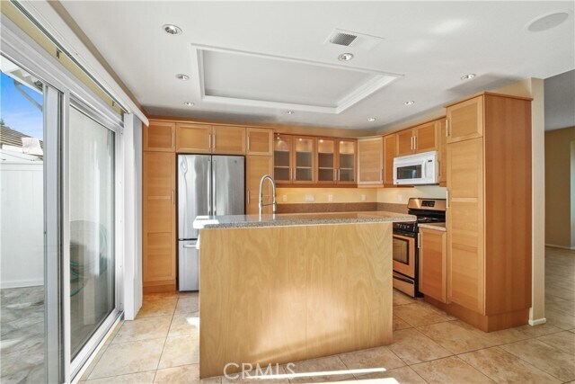 Building Photo - 382 Fallingstar