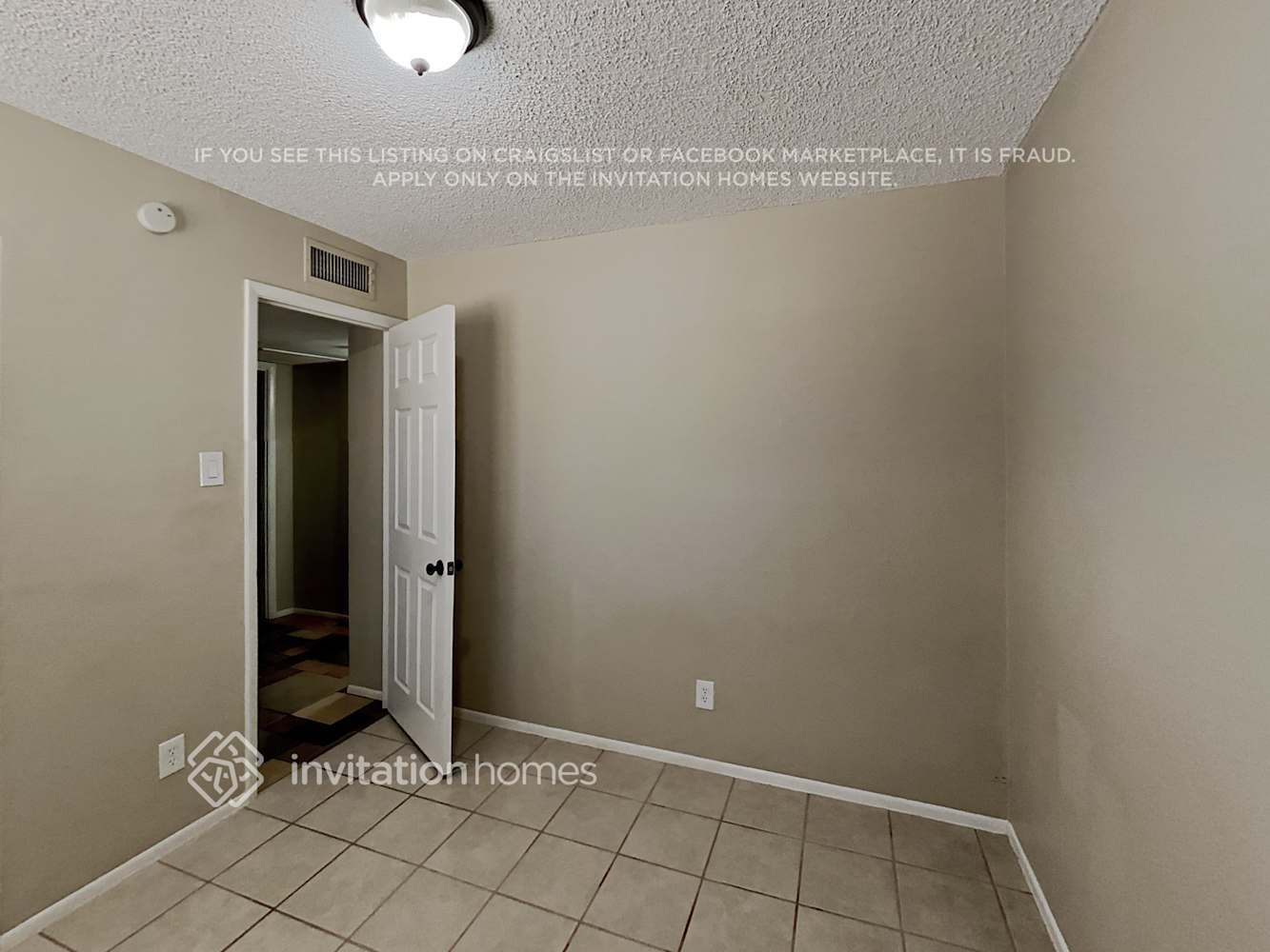 Building Photo - 13830 N 47th Ave