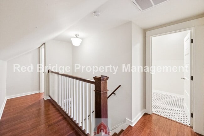 Building Photo - 4413 NE 26th Ave