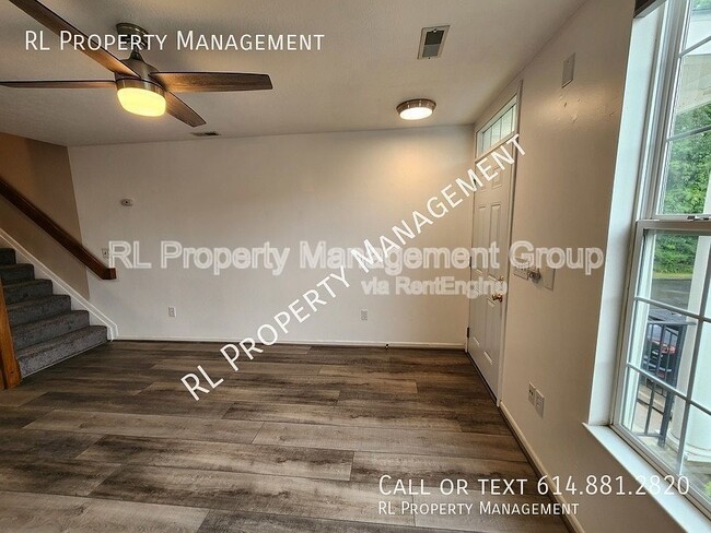 Building Photo - 216 Oxford Oak Dr