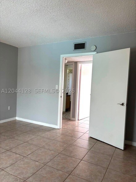 Building Photo - 8025 SW 107th Ave