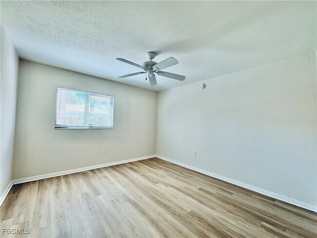 Building Photo - 9871 Citadel Ln