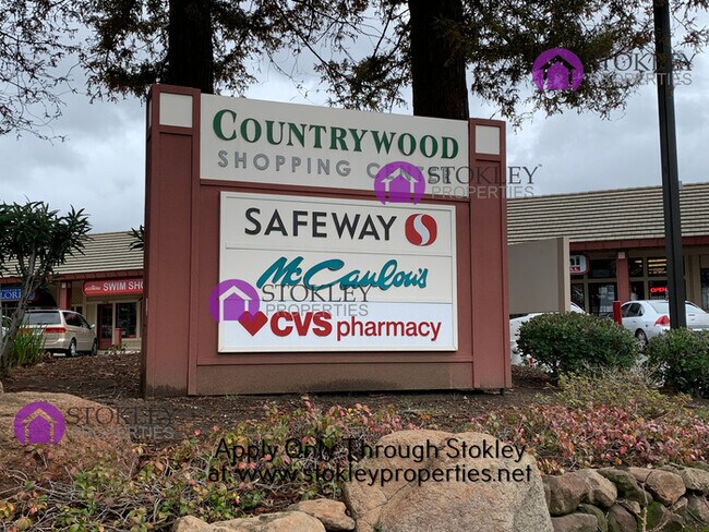 Building Photo - 1887 Pomar Way