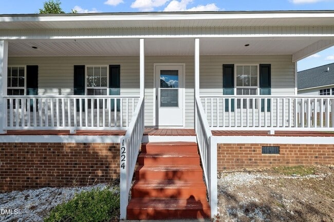 Building Photo - 1224 Grovewood Dr